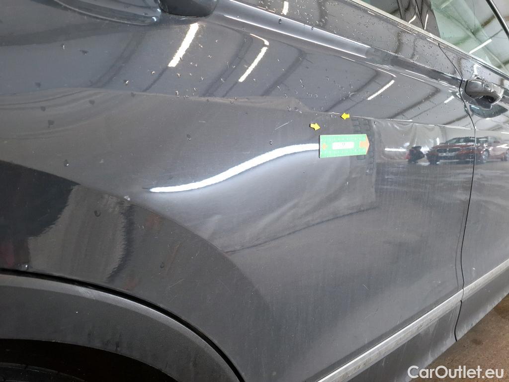  Volkswagen  Tiguan VOLKSWAGEN  / 2020 / 5P / SUV 1.5 TSI 150 DSG7 Elegance #19