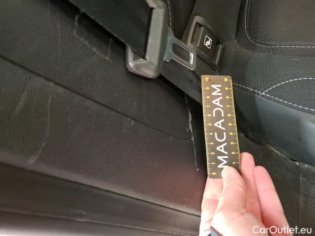  Renault  Megane  IV Berline 5pt. Business 1.5 dCi 115CV BVM6 E6d #9