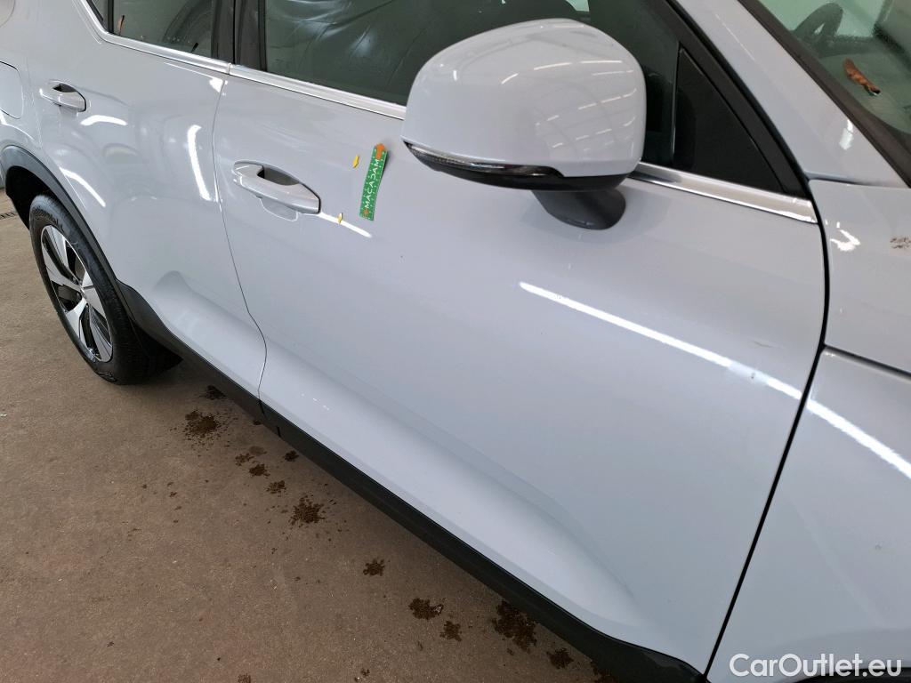  Volvo  XC 40 VOLVO XC40 / 2017 / 5P / SUV Recharge T5 262 DCT7 Business #4