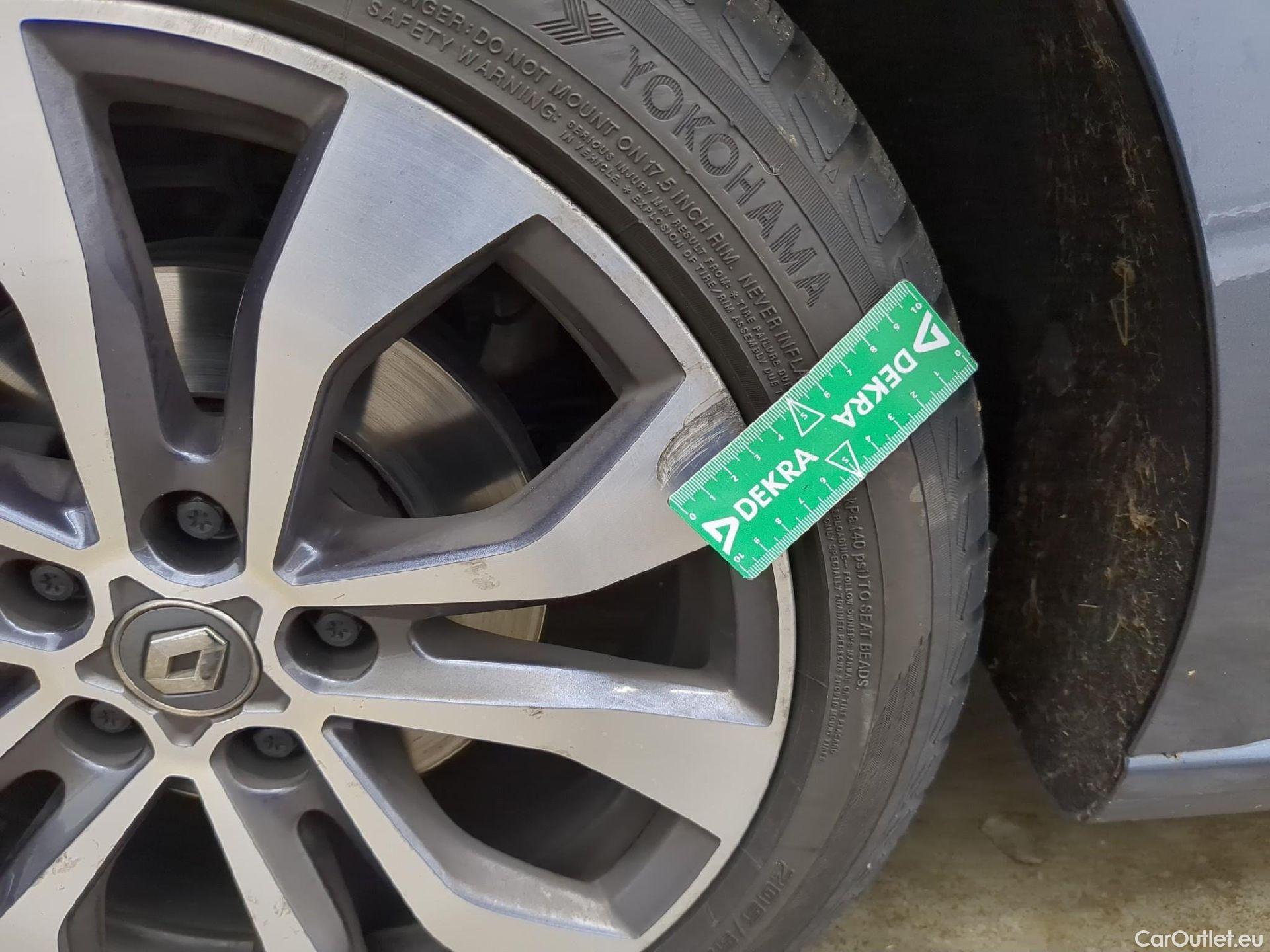  Renault  Megane RENAULT Mégane Estate / 2020 / 5P / Break techno TCe 140 EDC #22