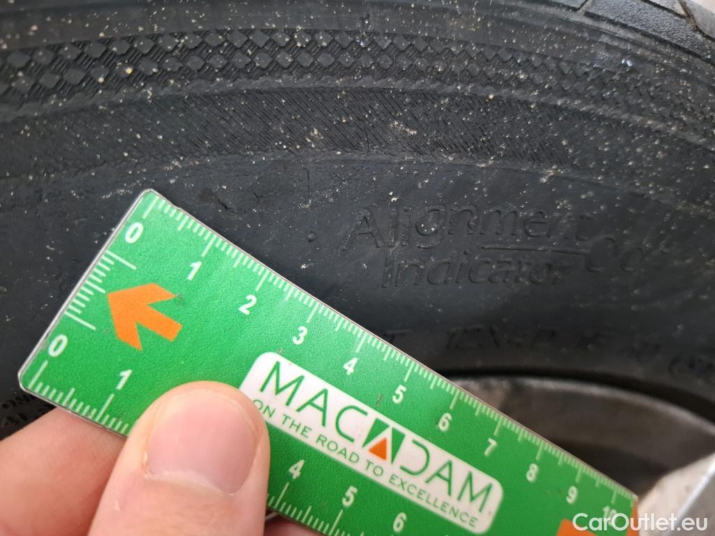  Volkswagen  Tiguan VOLKSWAGEN  / 2020 / 5P / SUV 1.5 TSI 150 DSG7 Elegance #14