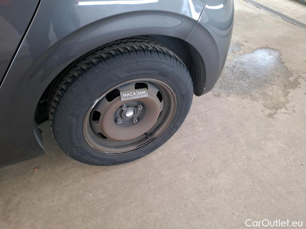  Peugeot  208  Affaire Premium Pack 1.2 80CV BVM5 E6dT #19