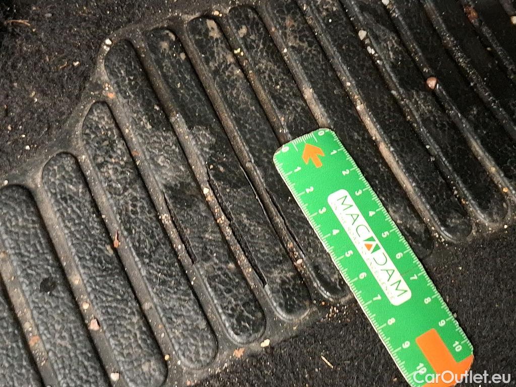  Renault  Clio  IV Air MediaNav 1.5 dCi 75CV BVM5 E6 #13