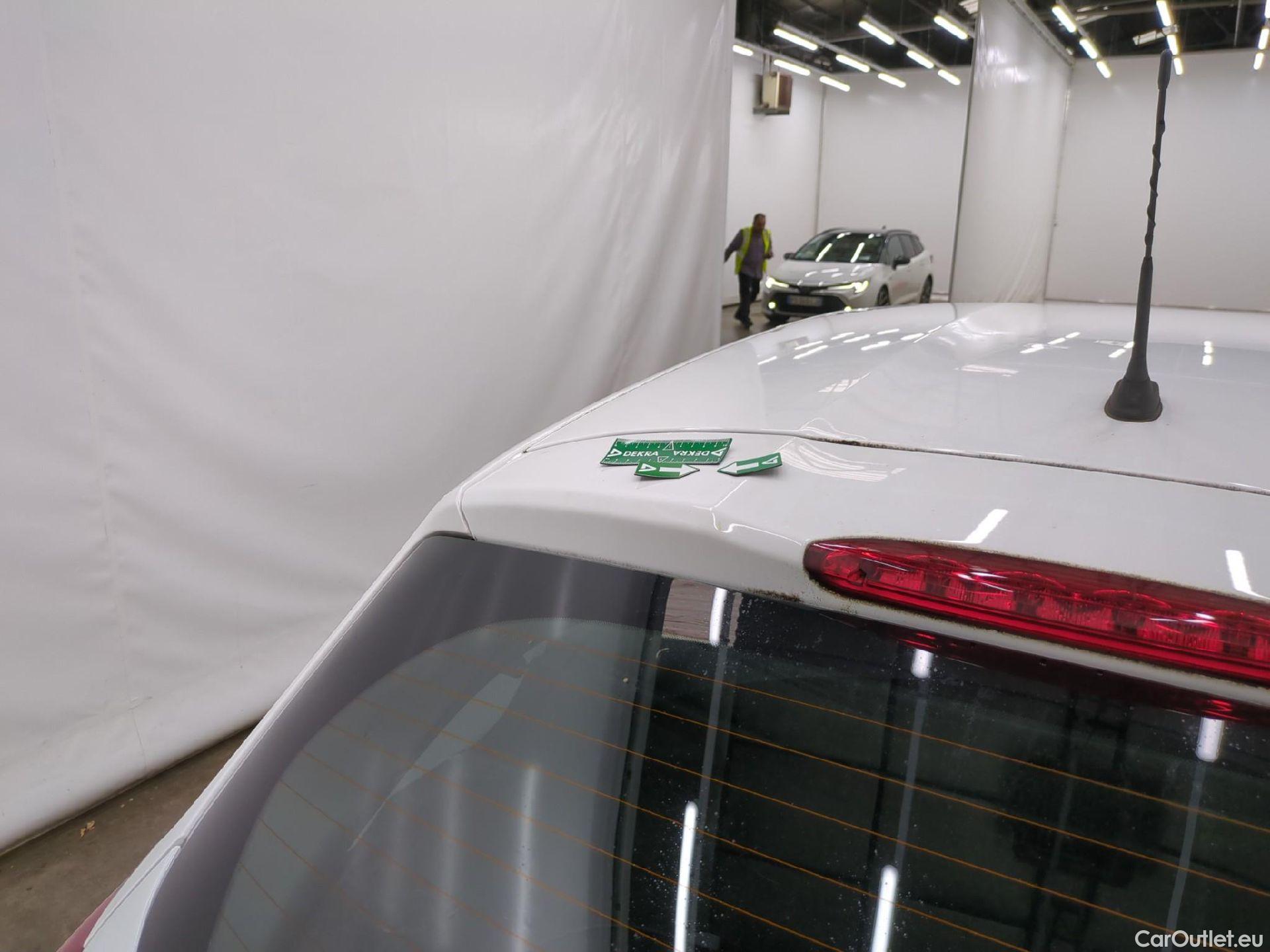  Peugeot  208  Affaire Premium Pack 1.5 HDi 100CV BVM5 E6dT #21