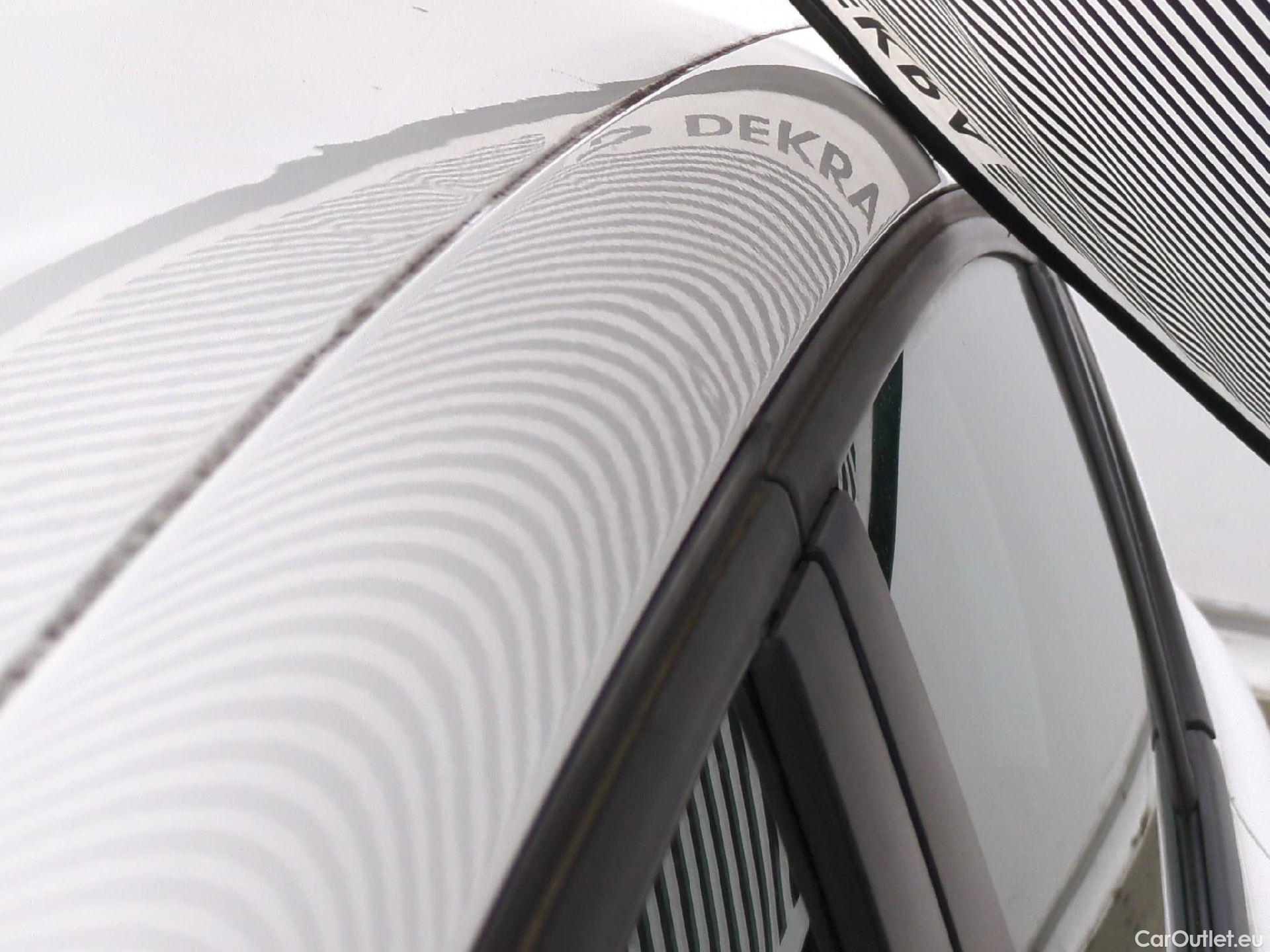  Peugeot  208  Affaire Premium Pack 1.5 HDi 100CV BVM5 E6dT #32