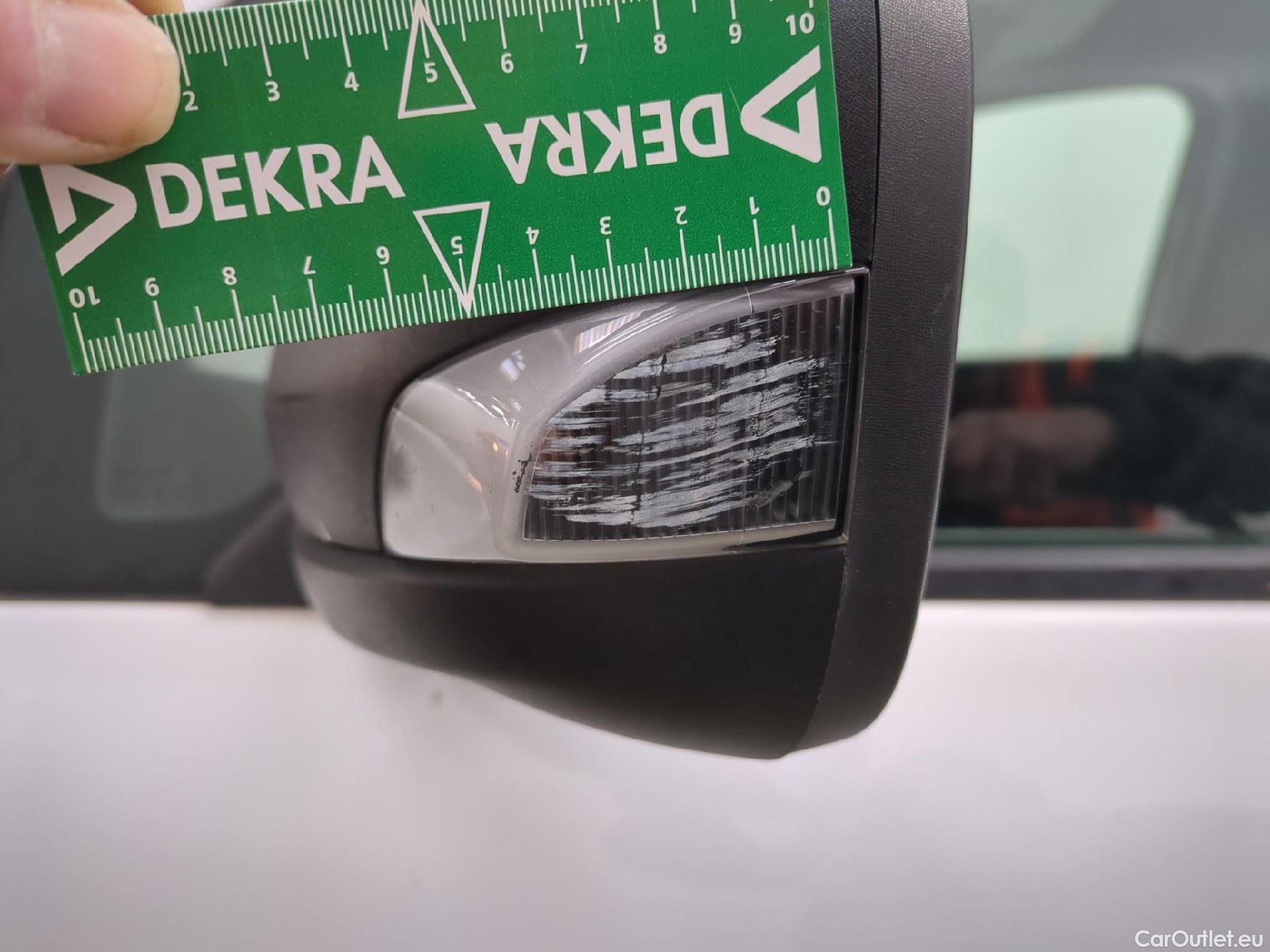  Renault  Kangoo RENAULT  / 2021 / 4P / Fourgonnette GD CONFORT - BLUE DCI 95 #20