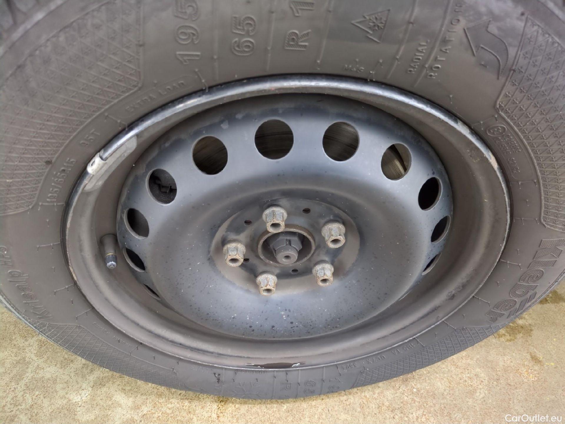  Renault  Kangoo  II Express Maxi Extra (Série Spéciale) 1.5 dCi 95CV BVM6 E6dT #8