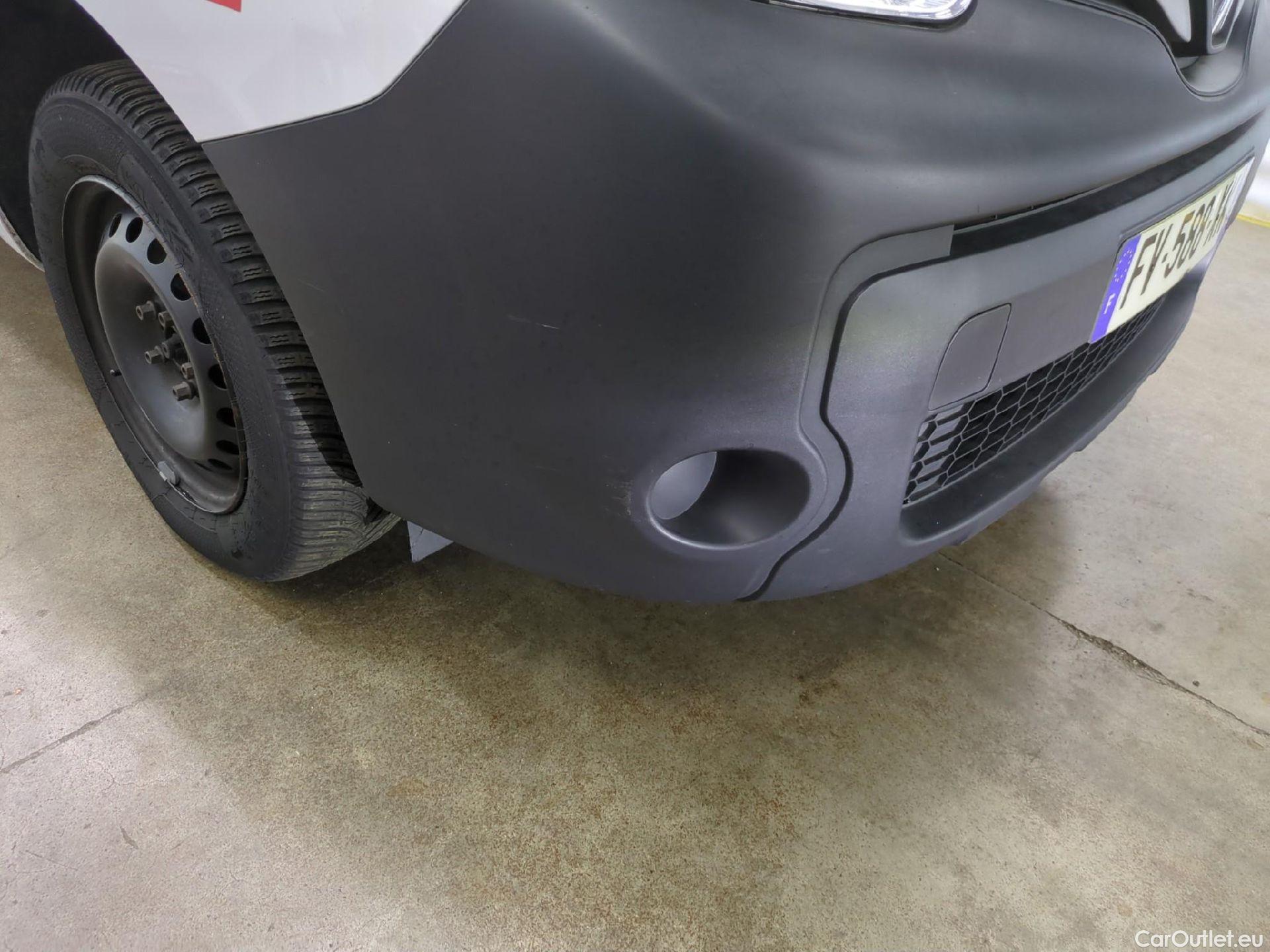  Renault  Kangoo  II Express Maxi Extra (Série Spéciale) 1.5 dCi 95CV BVM6 E6dT #47