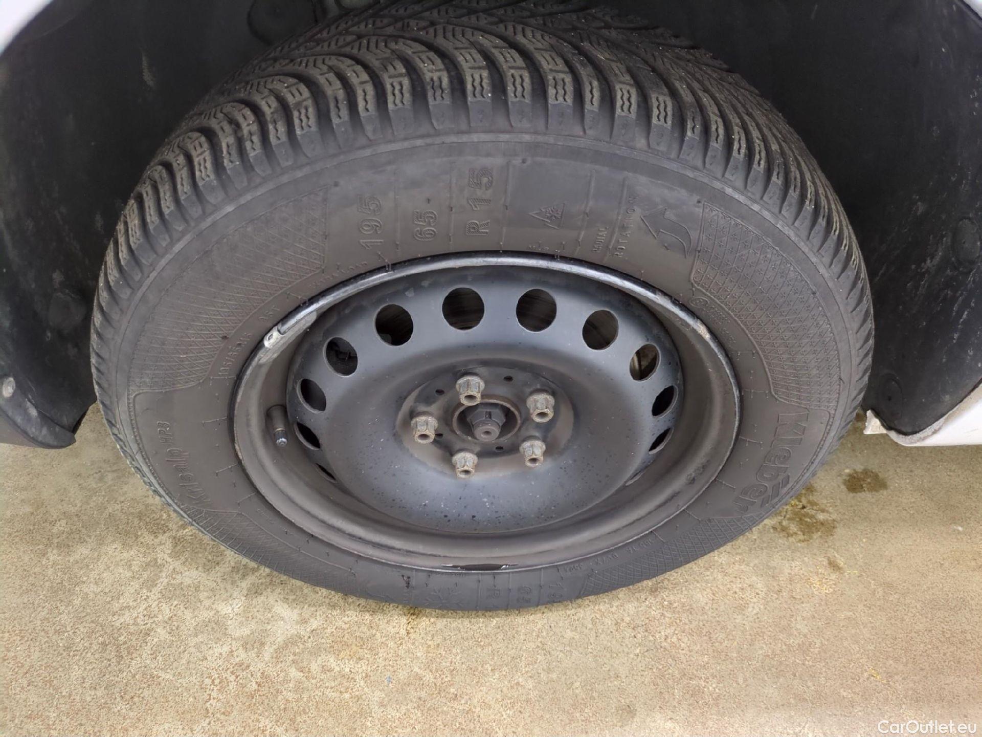  Renault  Kangoo  II Express Maxi Extra (Série Spéciale) 1.5 dCi 95CV BVM6 E6dT #7