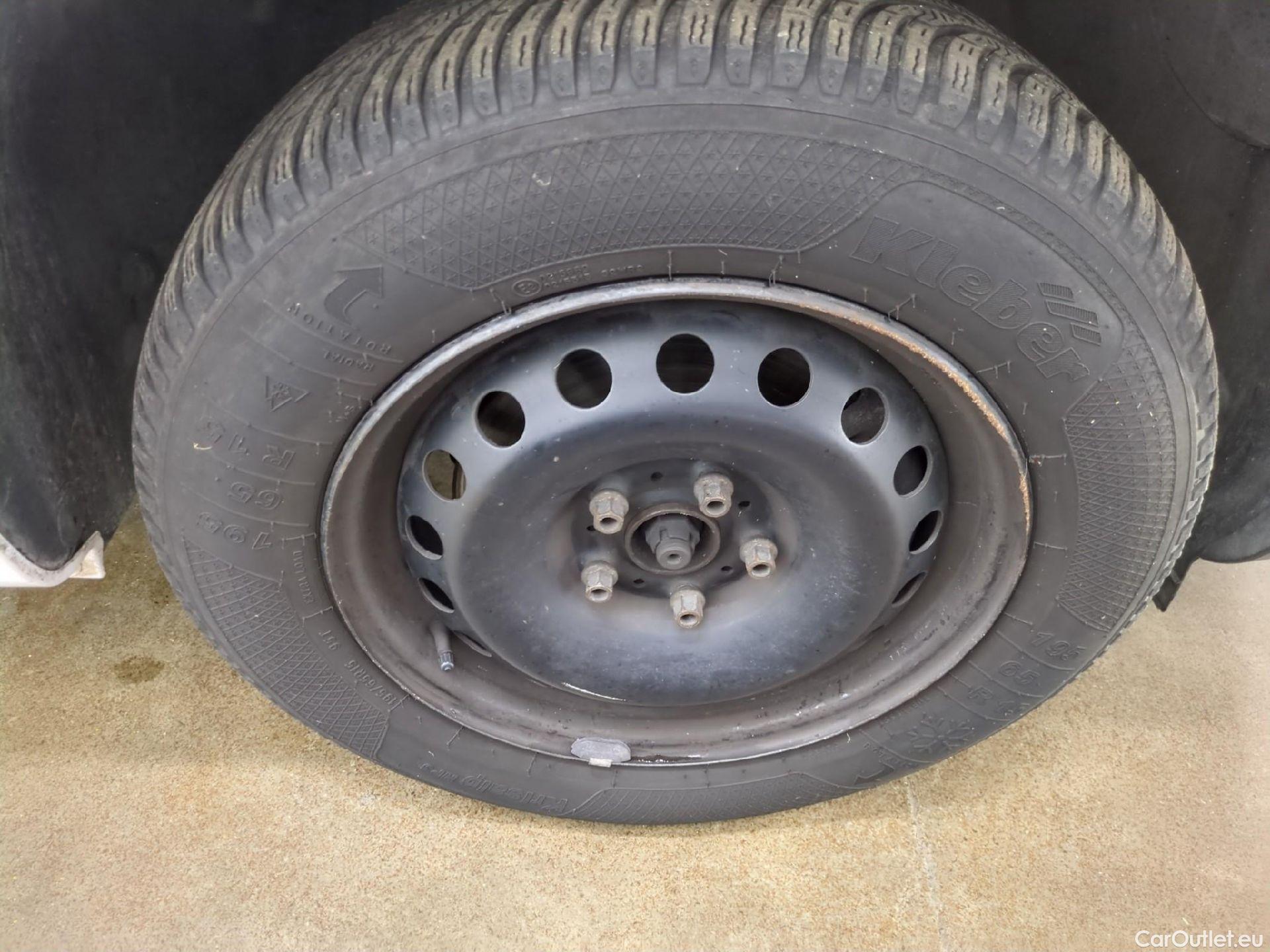  Renault  Kangoo  II Express Maxi Extra (Série Spéciale) 1.5 dCi 95CV BVM6 E6dT #5