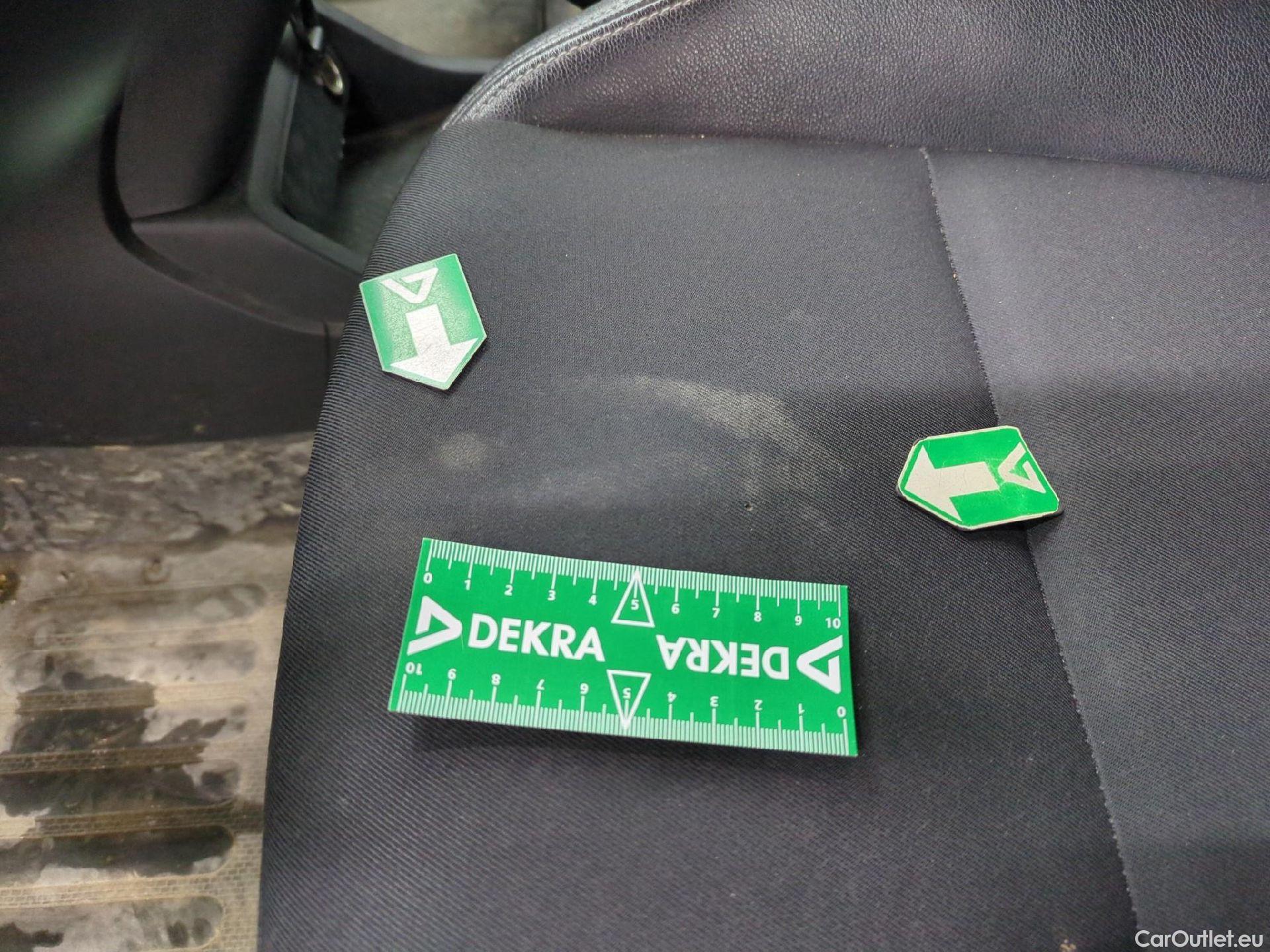  Renault  Kangoo RENAULT  / 2021 / 4P / Fourgonnette GD CONFORT - BLUE DCI 95 #1