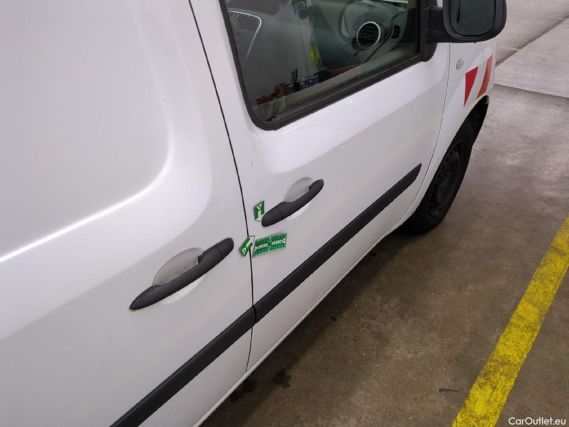  Renault  Kangoo  II Express Maxi Extra (Série Spéciale) 1.5 dCi 95CV BVM6 E6dT #36