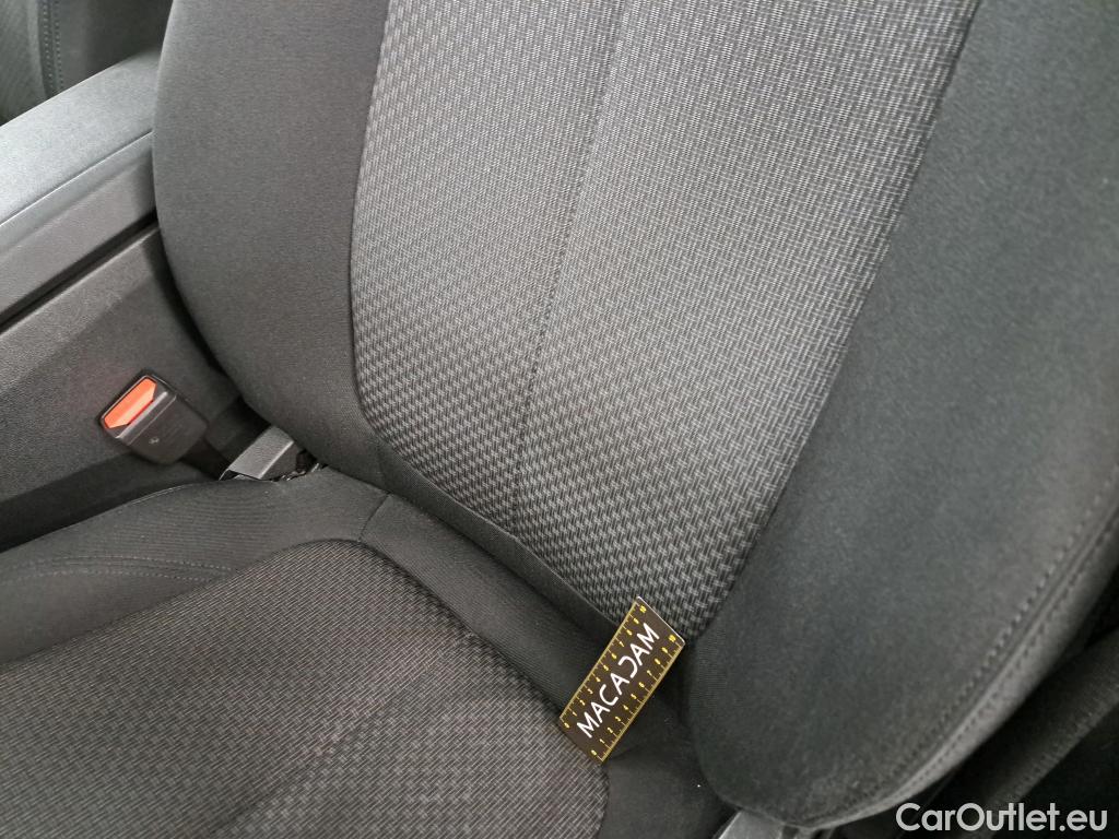  Bmw  Serie 1 BMW Série 1 / 2019 / 5P / Berline 116i DKG7 Business Design #10