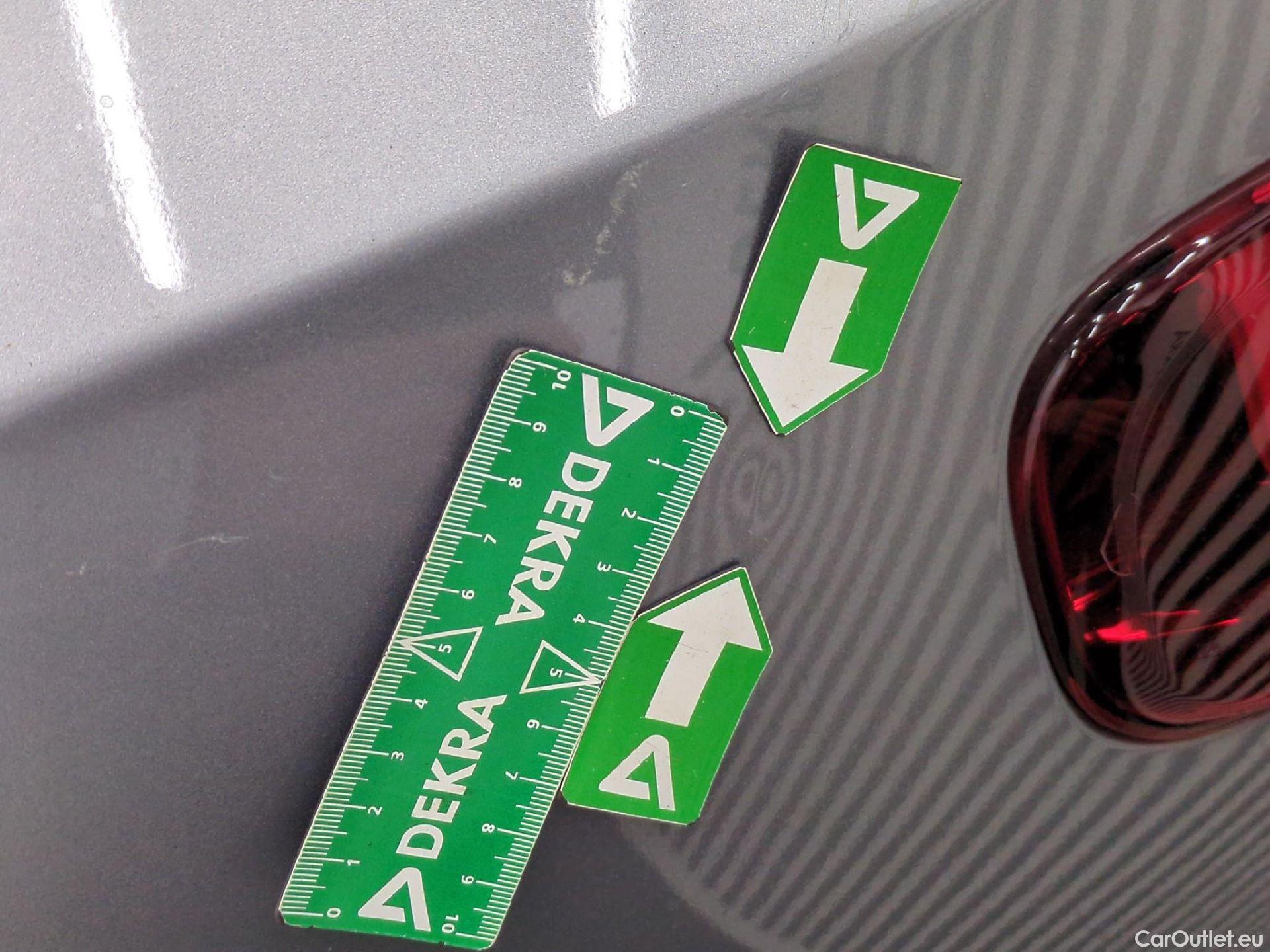  Citroen  C4 Cactus  Feel Business 1.2 PureTech 110CV BVM6 E6d #25