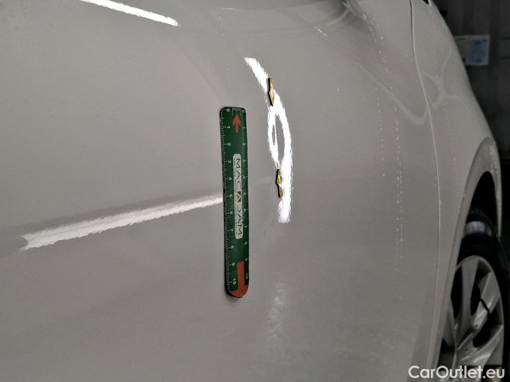  Peugeot  208  Affaire Premium Pack 1.5 HDi 100CV BVM5 E6dT #28