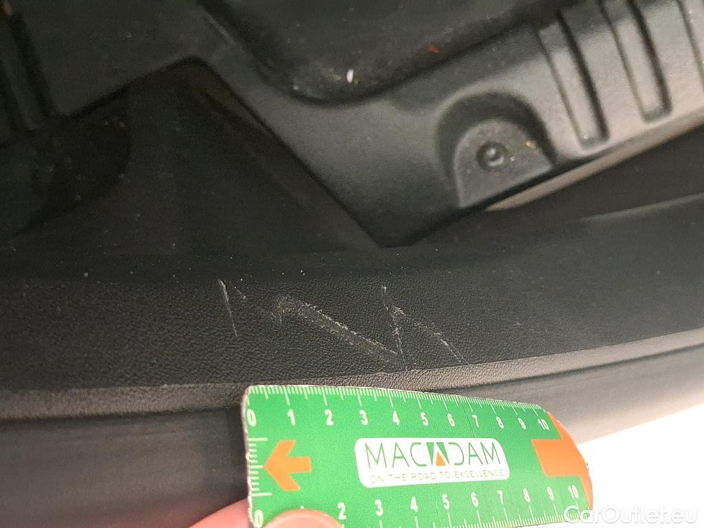  Peugeot  208  Affaire Premium Pack 1.5 HDi 100CV BVM5 E6dT #20