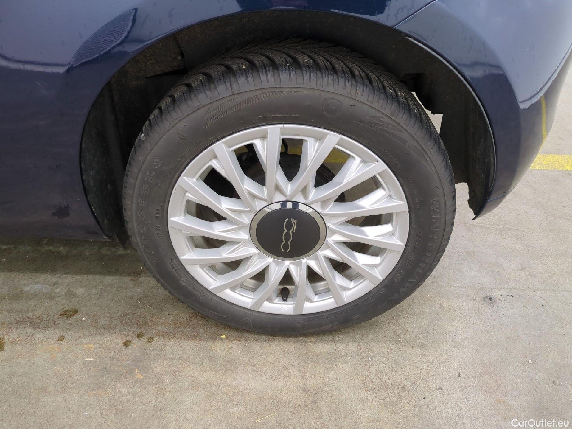  Fiat  500 FIAT  / 2015 / 3P / Berline Hybrid 1.0 BSG 70 ch Dolcevita #12