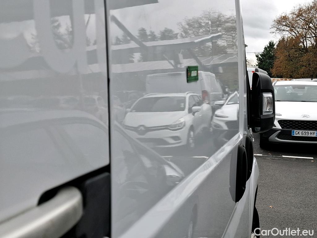  Fiat  Ducato FIAT  VU 4p Fourgon 3 0 M H2 2 0 Multijet 115 Pack Pro Nav #29