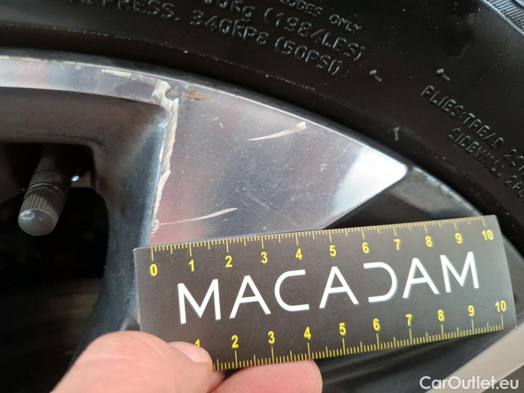  Hyundai  Tucson HYUNDAI  / 2020 / 5P / SUV 1.6 CRDI 136 DCT-7 HYBRID 48V CREATIVE #32