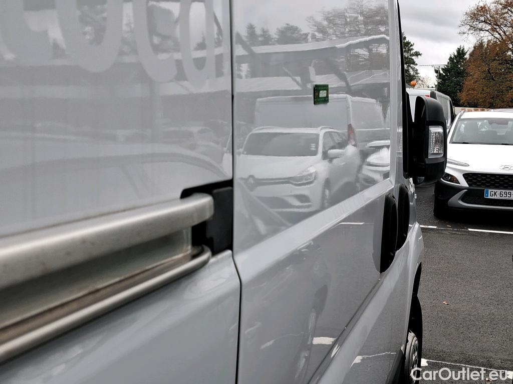  Fiat  Ducato FIAT  VU 4p Fourgon 3 0 M H2 2 0 Multijet 115 Pack Pro Nav #28