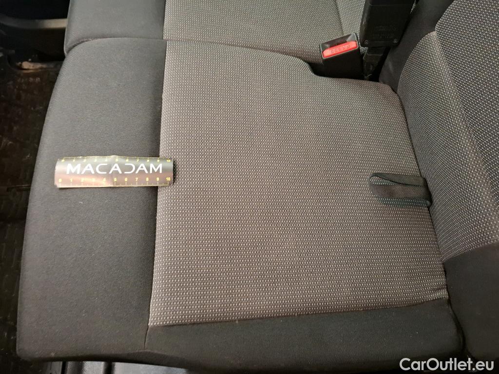  Opel  Vivaro OPEL  / 2019 / 4P / Fourgon tôlé Taille XL BlueHDi 145 S&S BVM6 #5