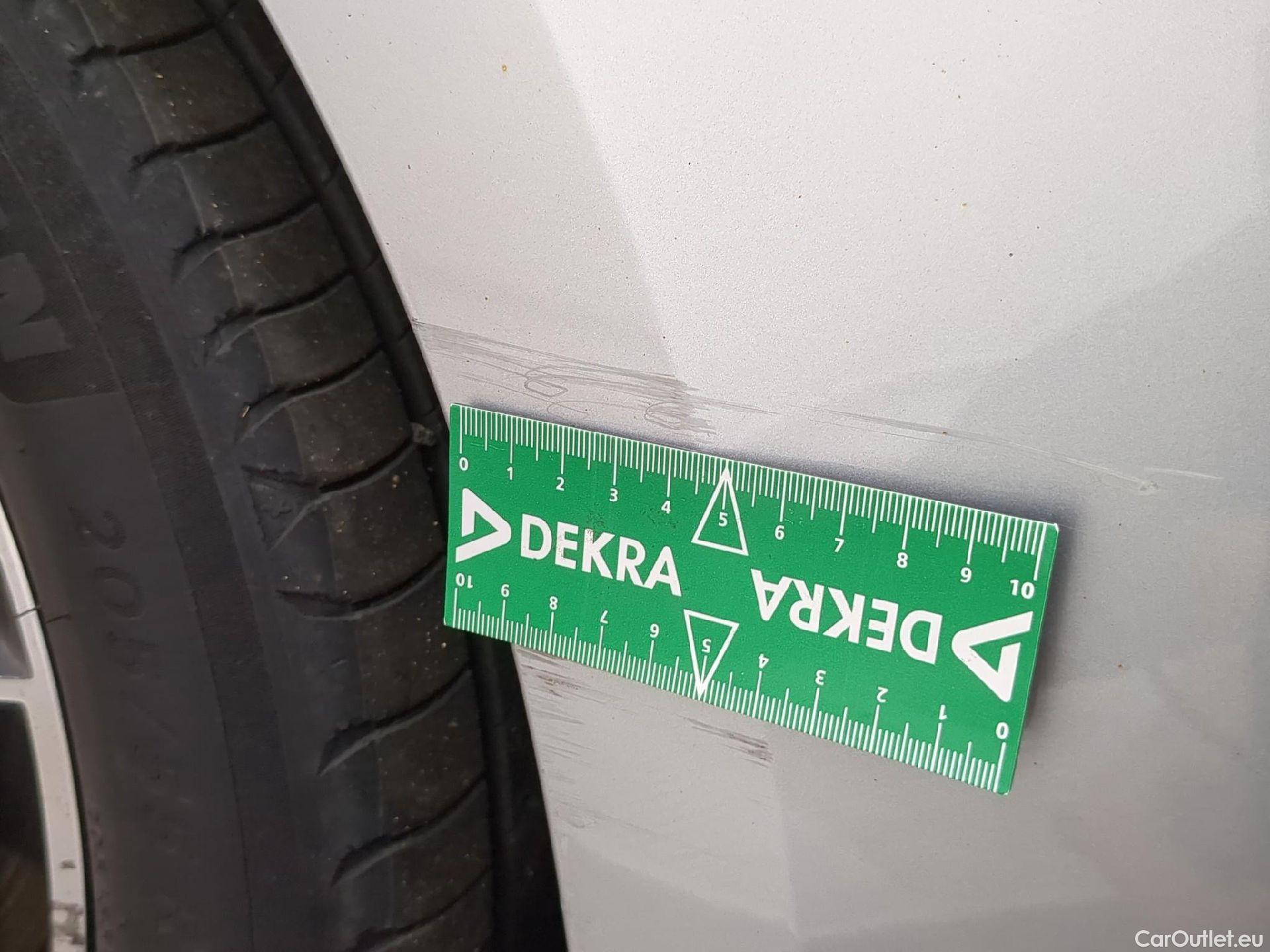  Renault  Megane  IV Berline 5pt. Intens 1.5 dCi 115CV BVA7 E6d #31