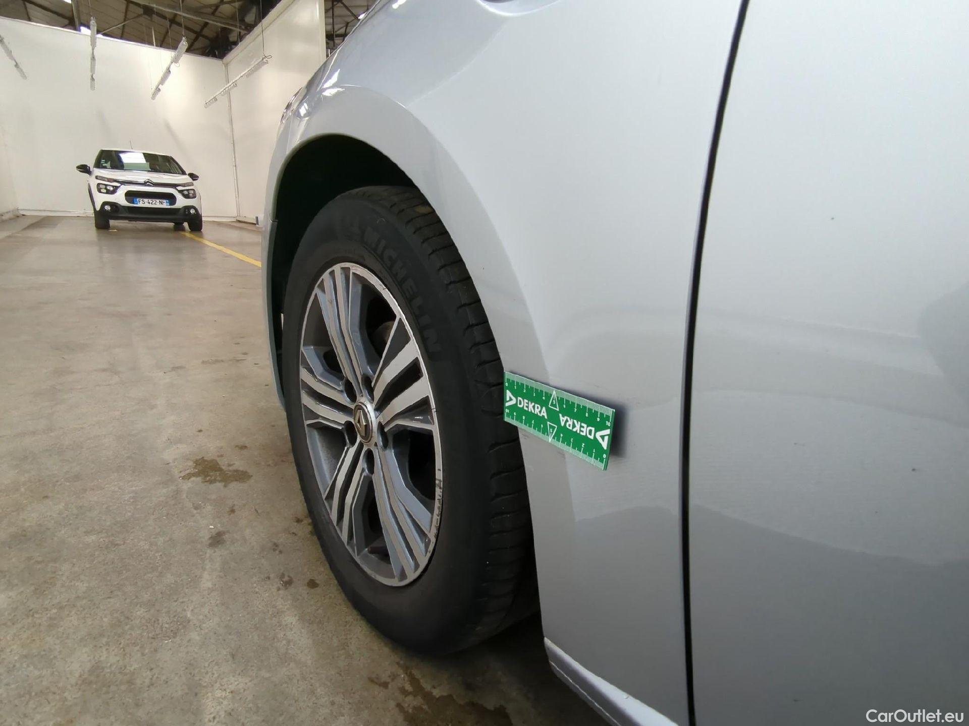  Renault  Megane  IV Berline 5pt. Intens 1.5 dCi 115CV BVA7 E6d #32