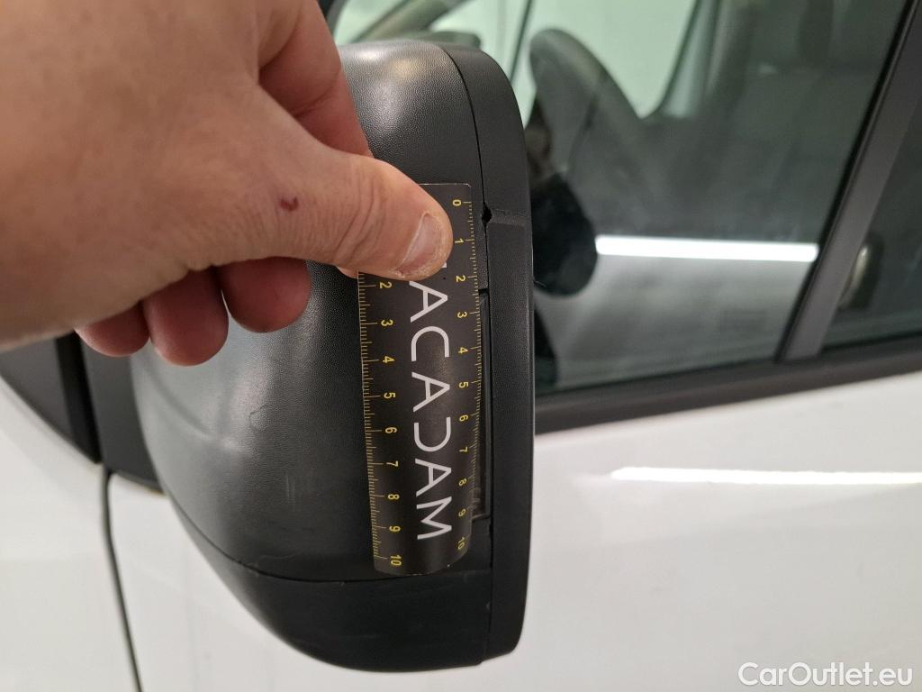  Renault  Trafic RENAULT  / 2021 / 4P / Fourgon tôlé FG CF L1H1 2T8 Blue dCi 110 #11