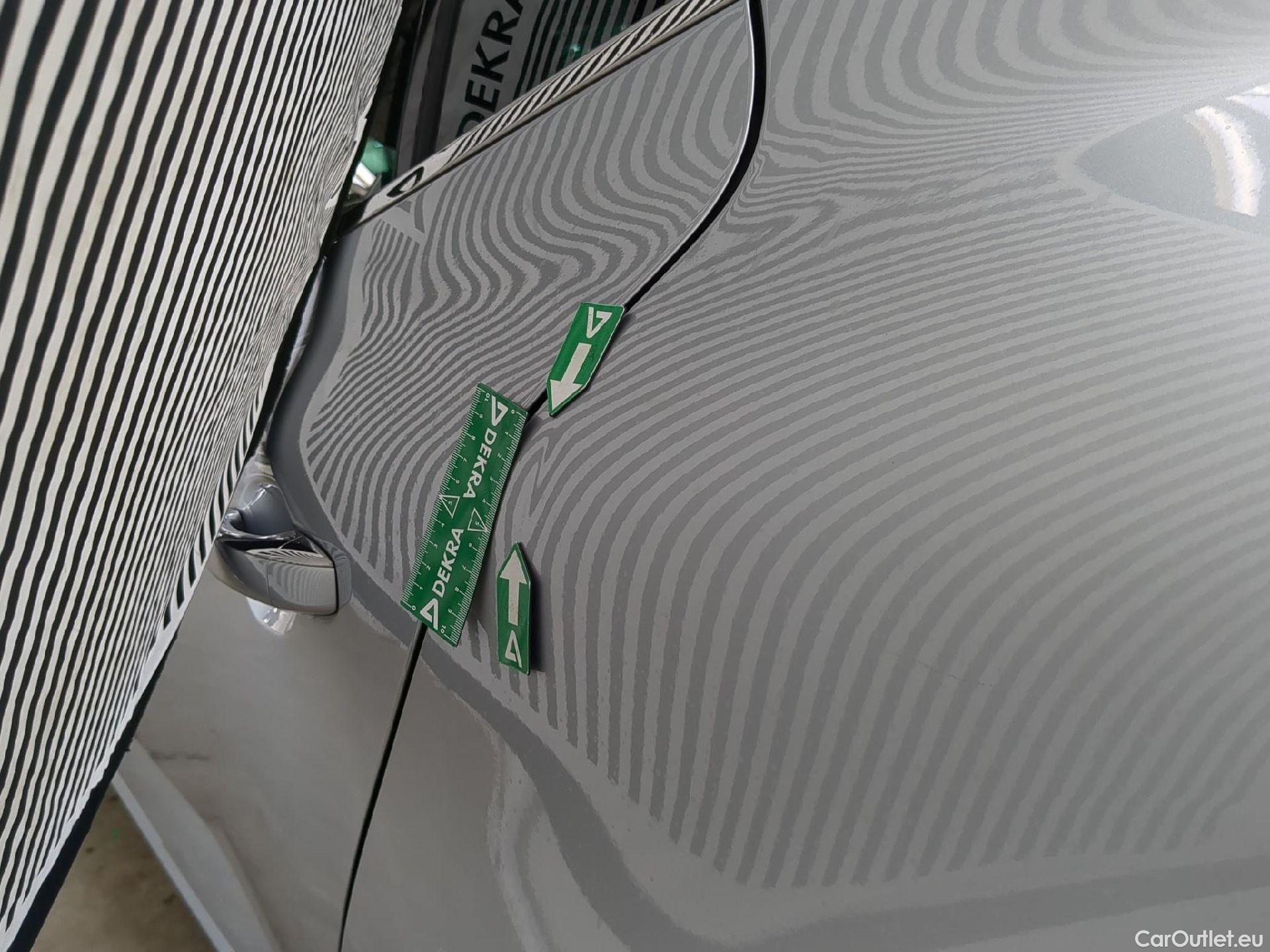  Renault  Megane  IV Berline 5pt. Intens 1.5 dCi 115CV BVA7 E6d #35