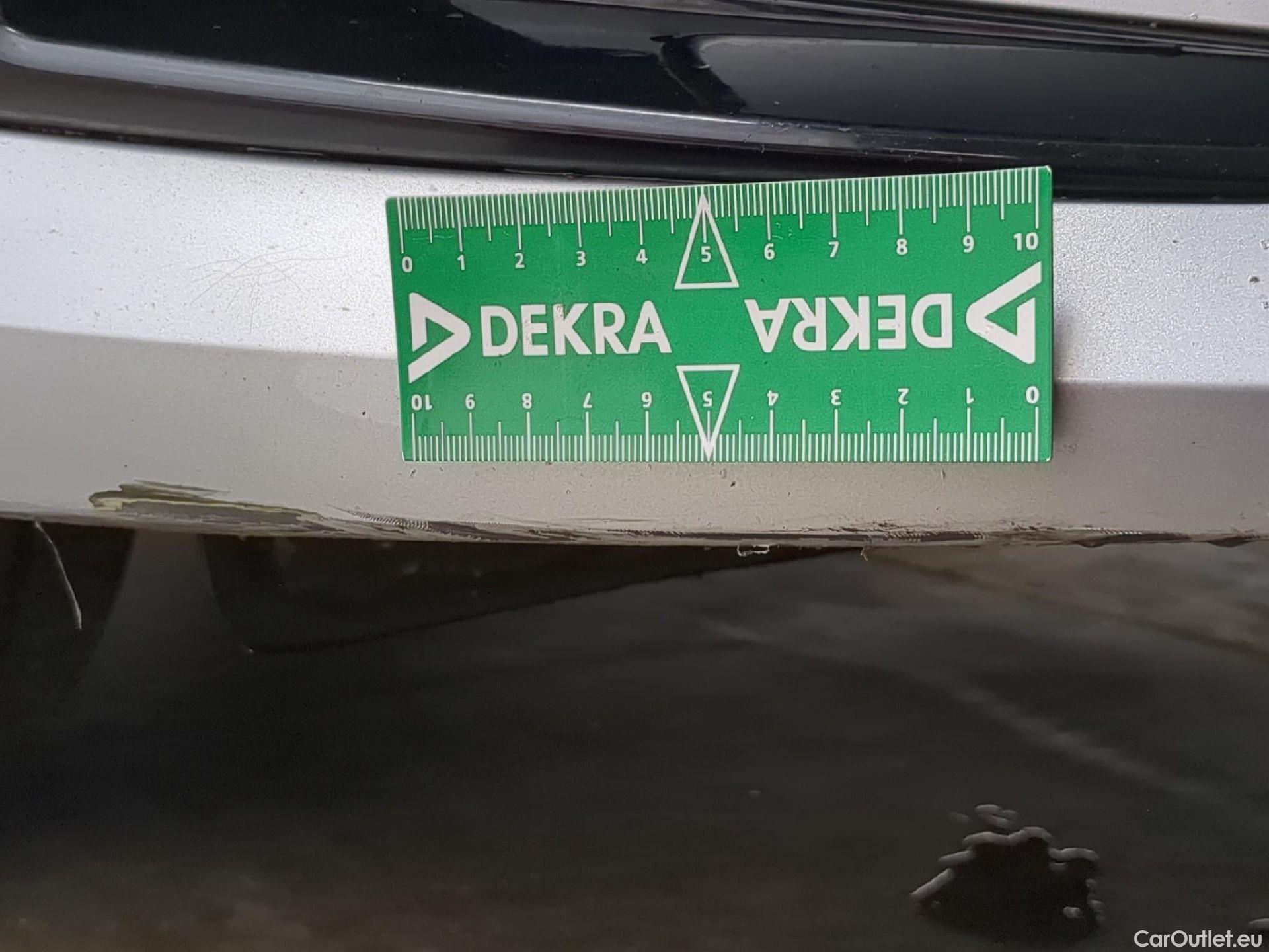  Renault  Megane  IV Berline 5pt. Intens 1.5 dCi 115CV BVA7 E6d #24