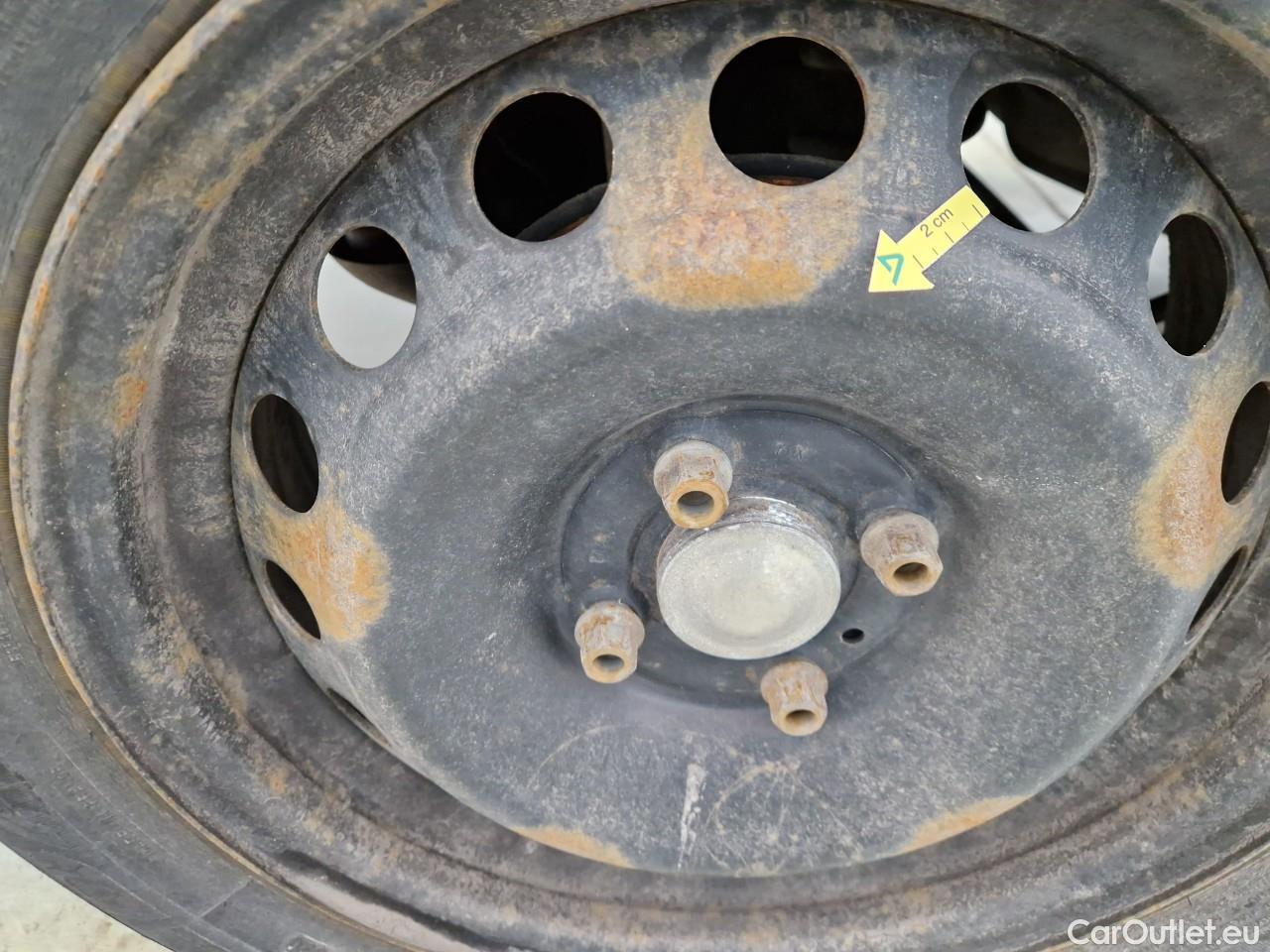  Dacia  Logan 1.5 Blue dCi 95CP Laureate #28