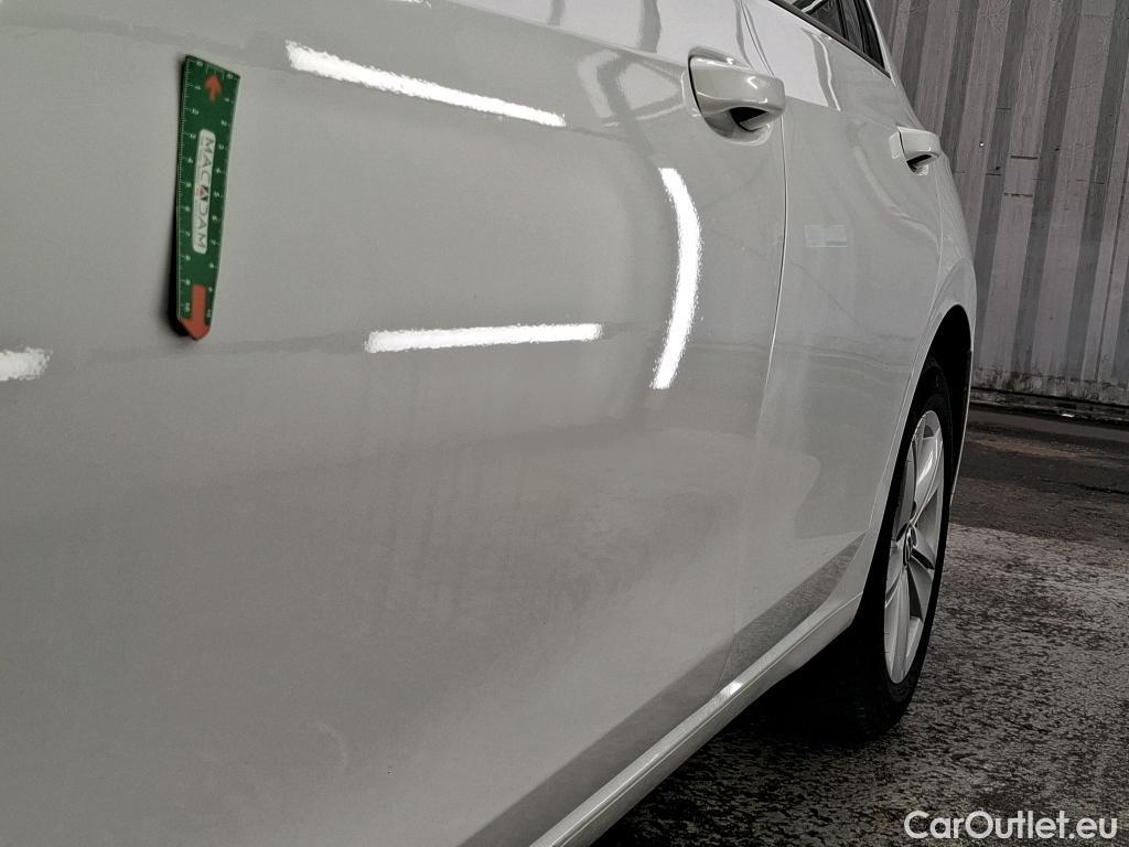  Volkswagen  Golf  VOLKSWAGEN / 2020 / 5P / Berline 1.0 TSI OPF 110 BVM6 Life Busi #15