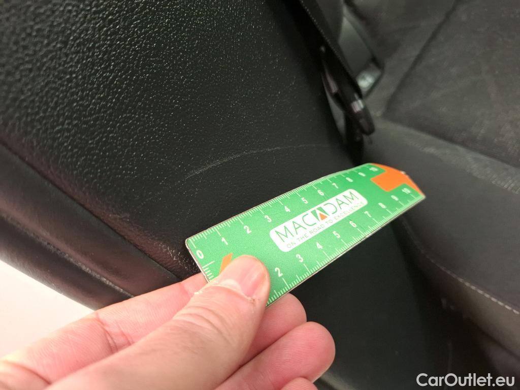  Volkswagen  Golf  VOLKSWAGEN / 2020 / 5P / Berline 1.0 TSI OPF 110 BVM6 Life Busi #34