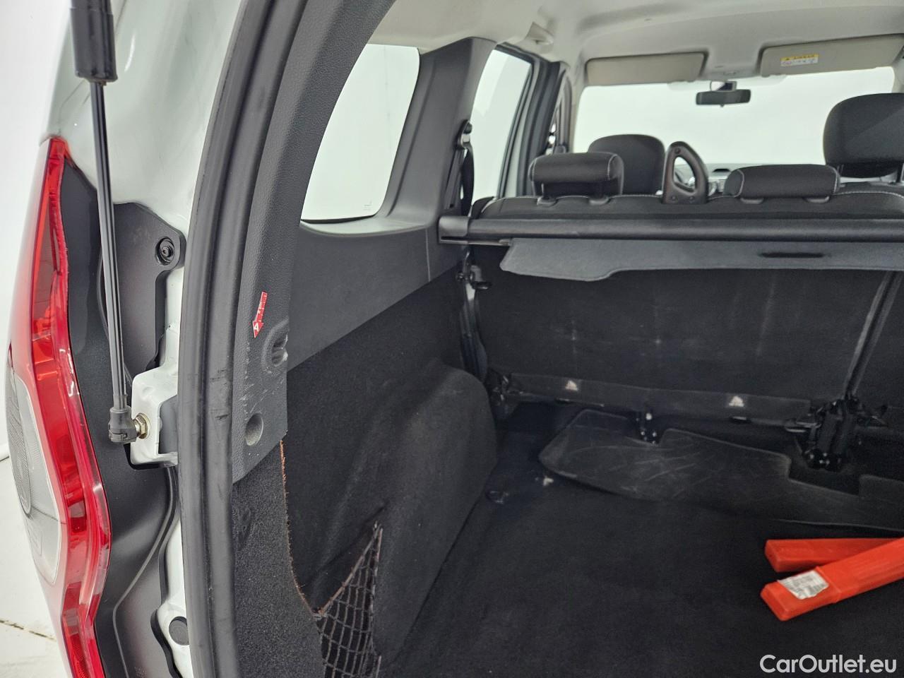  Dacia  Lodgy 1.5 Blue dCi 95 Laureate 5L #31