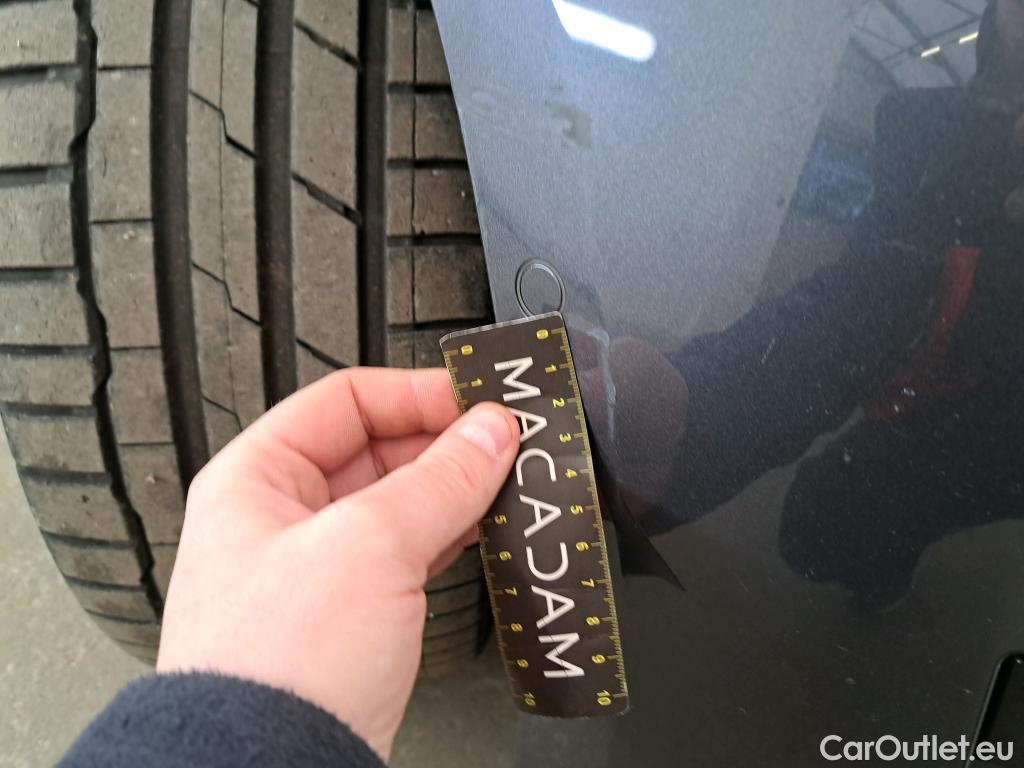  Tesla  Model 3 TESLA  / 2018 / 4P / Berline Propulsion #8