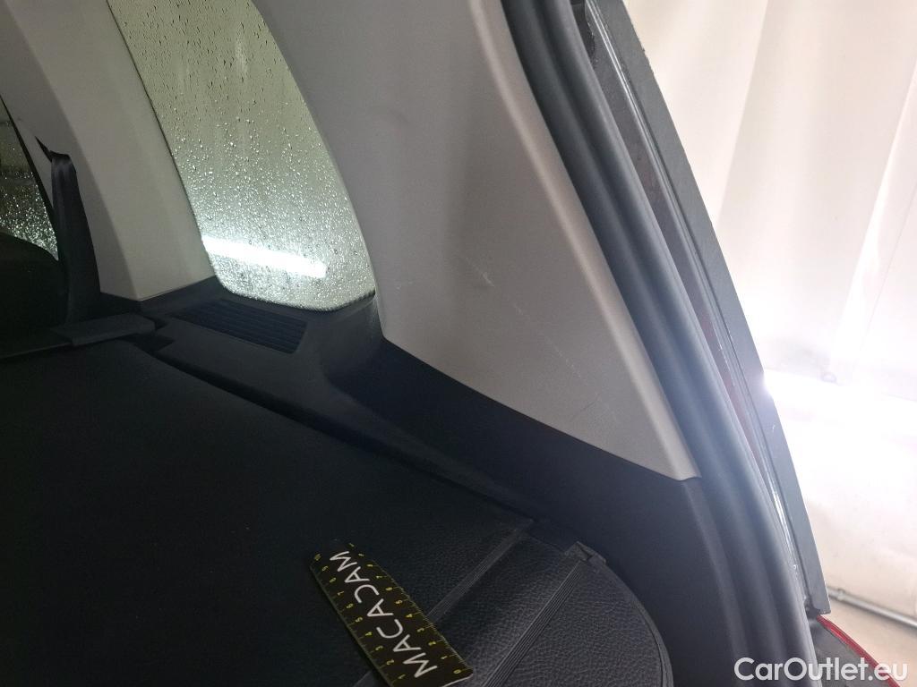  Volkswagen  Touran VOLKSWAGEN  5p Monovolume 2.0 TDI 150 Carat BMT #19