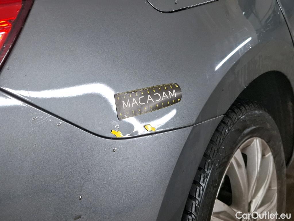  Volkswagen  Touran VOLKSWAGEN  5p Monovolume 2.0 TDI 150 Carat BMT #25