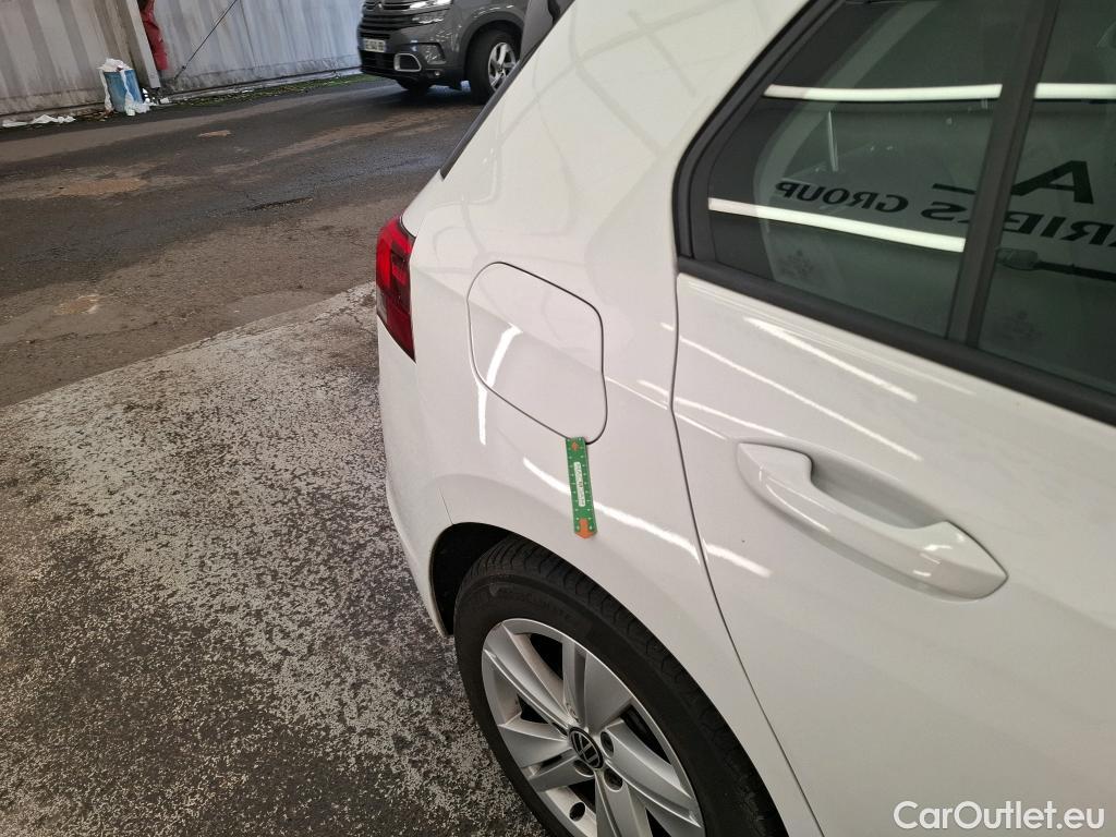  Volkswagen  Golf  VOLKSWAGEN / 2020 / 5P / Berline 1.0 TSI OPF 110 BVM6 Life Busi #8