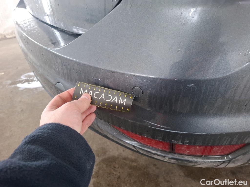  Volkswagen  Touran VOLKSWAGEN  5p Monovolume 2.0 TDI 150 Carat BMT #18