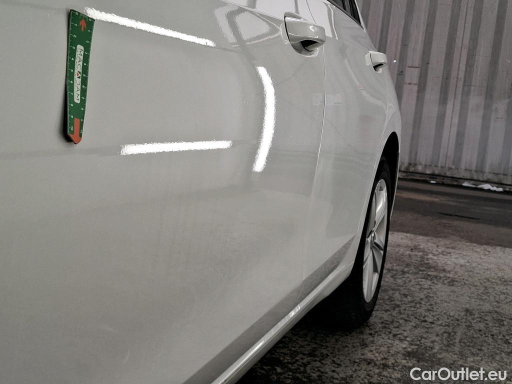  Volkswagen  Golf  VOLKSWAGEN / 2020 / 5P / Berline 1.0 TSI OPF 110 BVM6 Life Busi #16