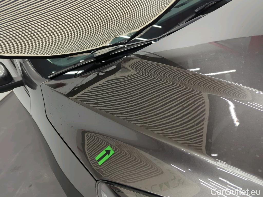  Ford  Kuga 2.5 Duratec FHEV 190CP Titanium CVT AWD #38