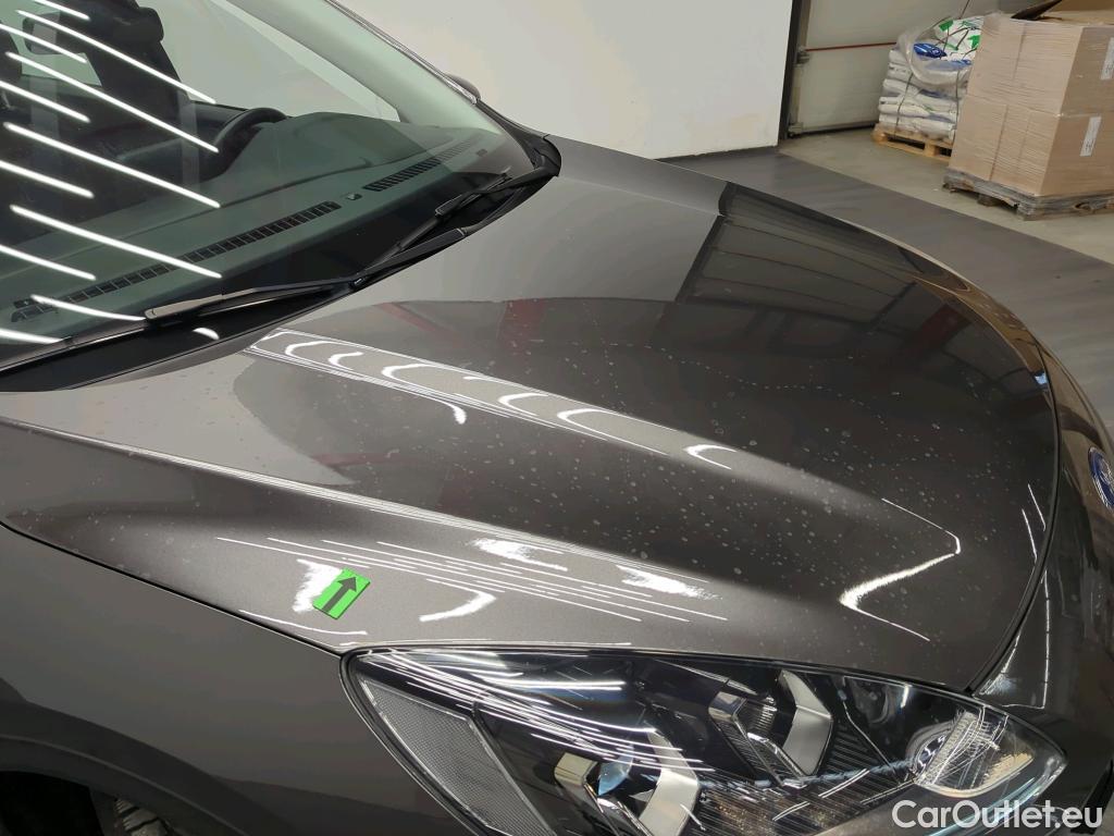  Ford  Kuga 2.5 Duratec FHEV 190CP Titanium CVT AWD #37