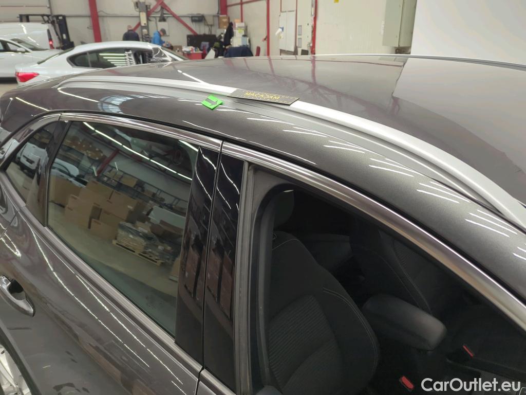  Ford  Kuga 2.5 Duratec FHEV 190CP Titanium CVT AWD #51