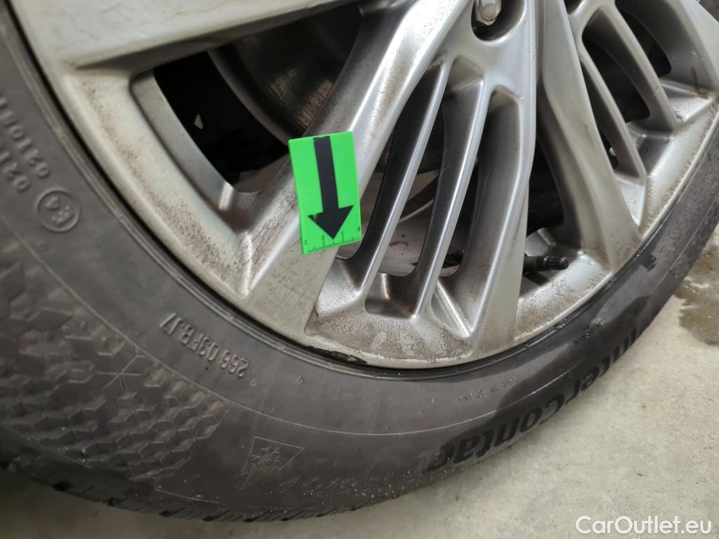  Ford  Kuga 2.5 Duratec FHEV 190CP Vignale CVT AWD #19