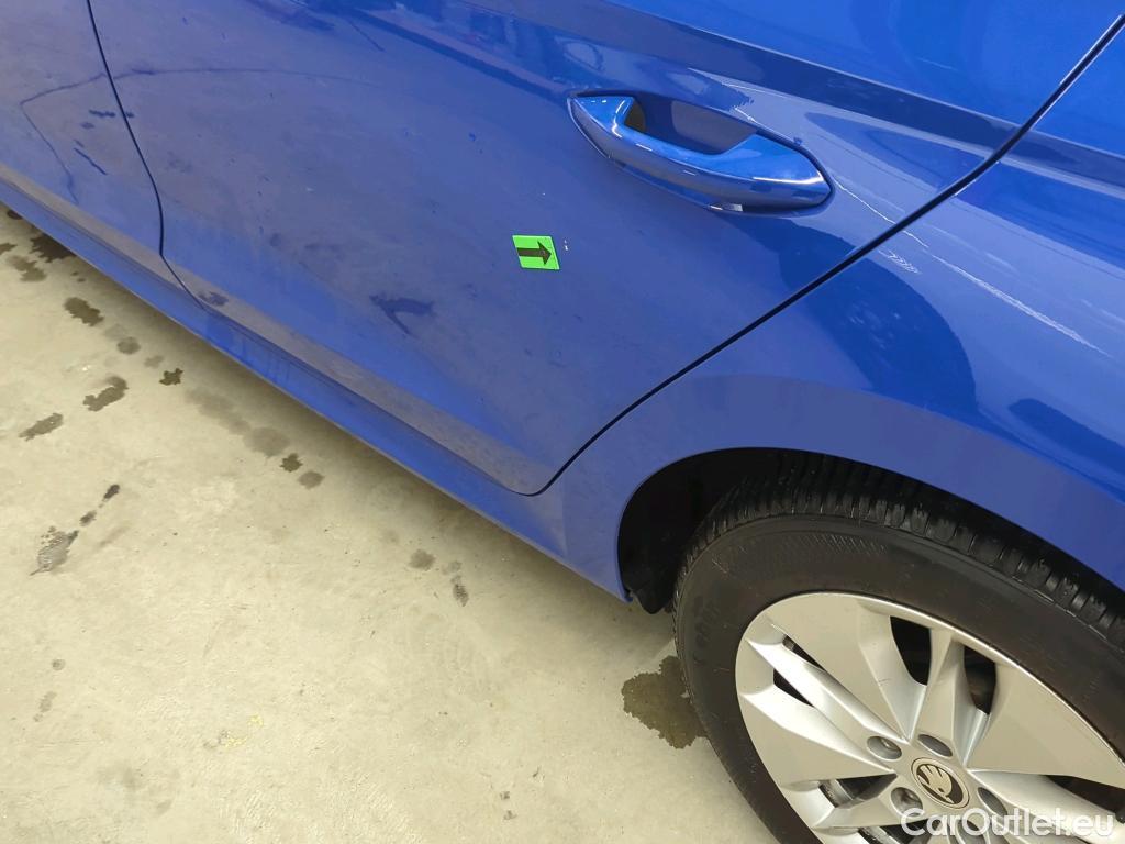  Skoda  Octavia 1.5 TSI MHEV Ambition Combi DSG #11