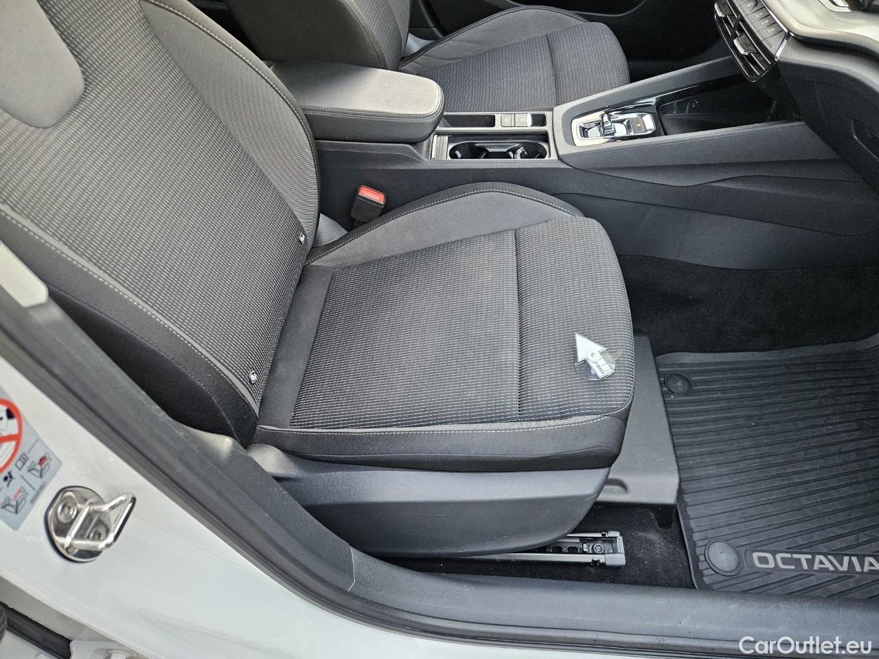  Skoda  Octavia 1.5 TSI MHEV Ambition DSG #41