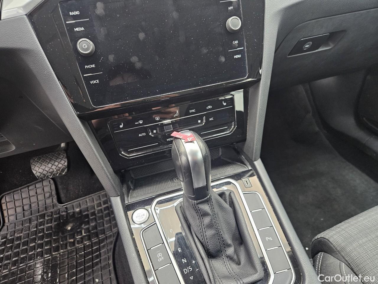  Volkswagen  Passat Var.Comf.1.5 TSI ACT DSG 150 CP #48