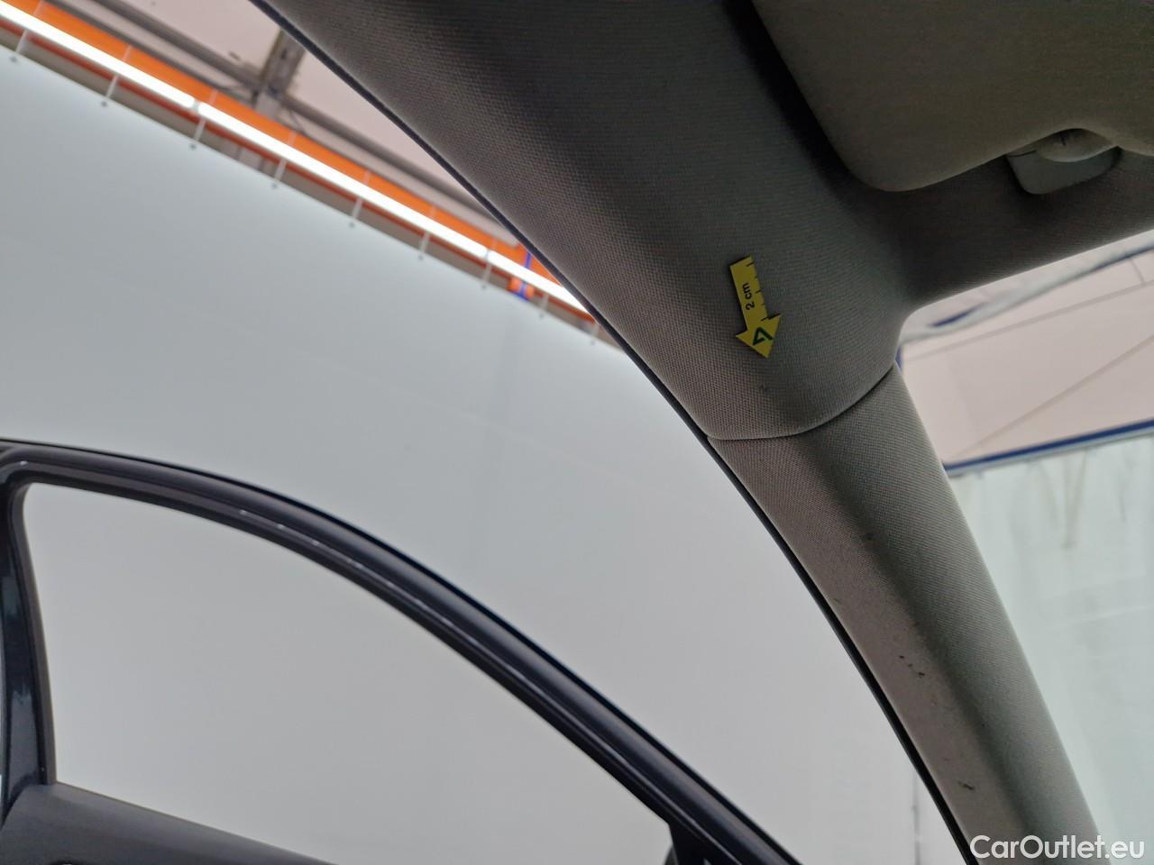  Volkswagen  Passat Highline 2.0 TDI DSG 150 CP #47