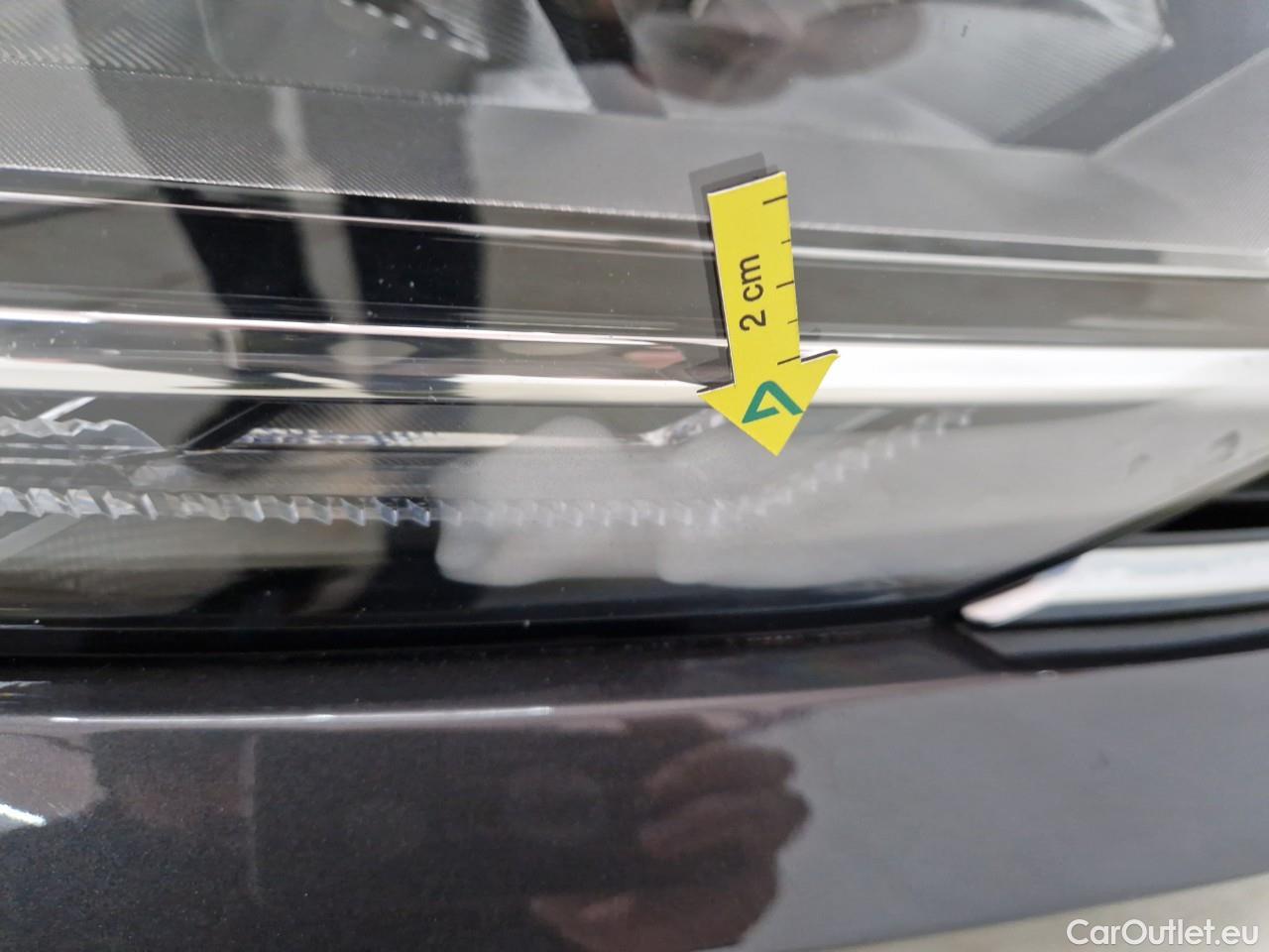  Volkswagen  Passat Highline 2.0 TDI DSG 150 CP #9