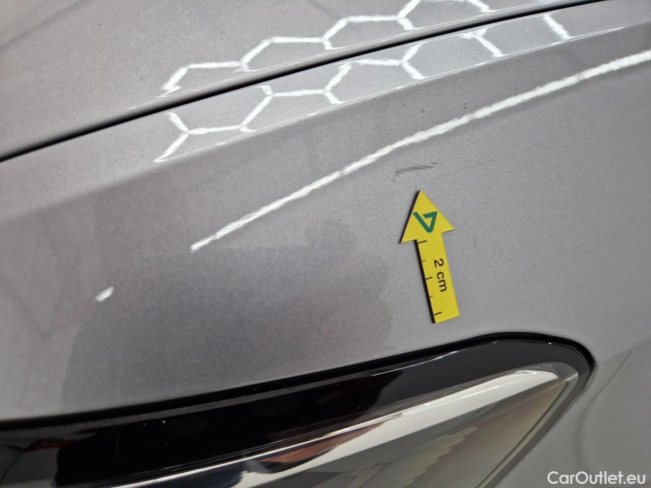  Volkswagen  Passat Var. Highline 2.0 TDI DSG 150 CP #3